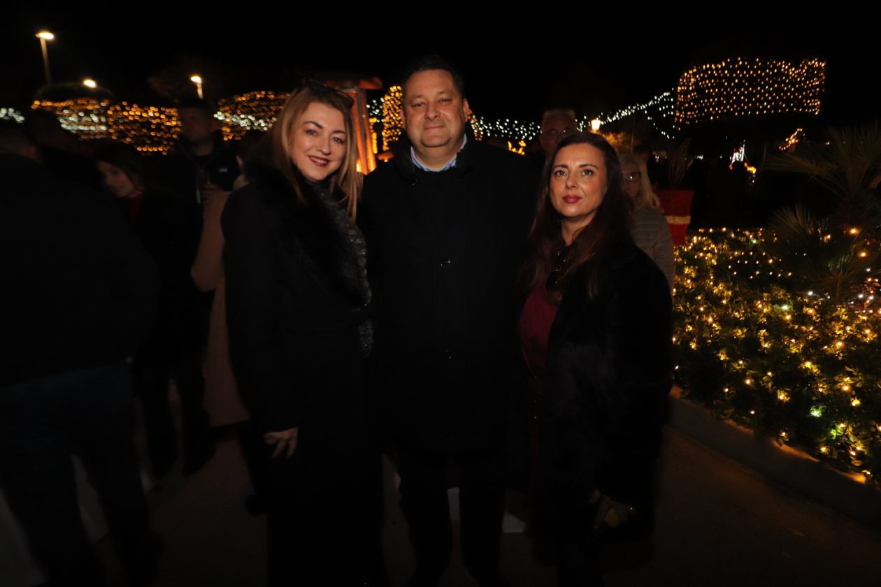 Otvoren Advent u Viru i dječje Božićno selo