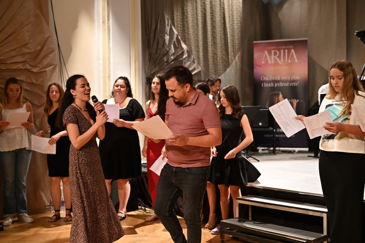 IVA_8520