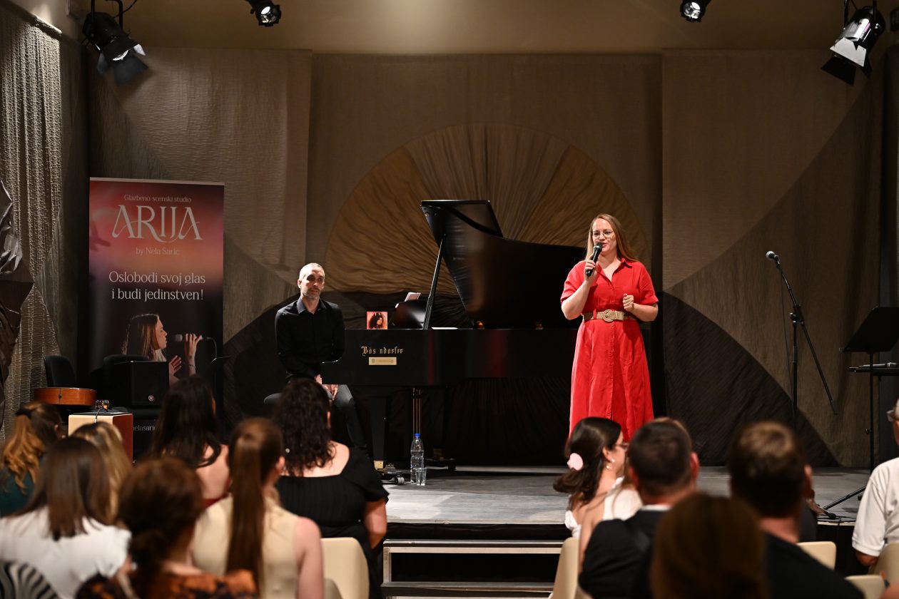 IVA_8742