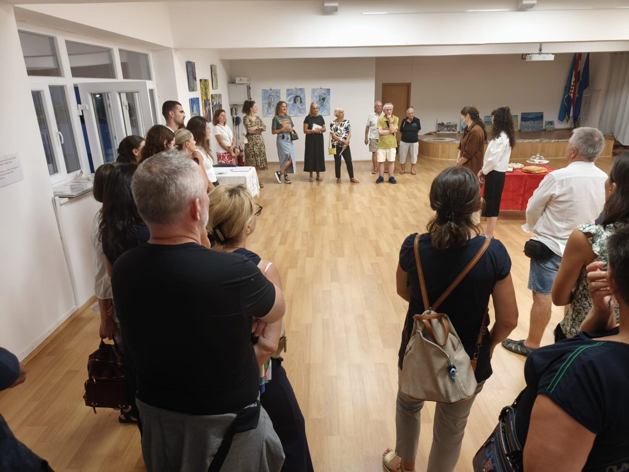 Izložba utkano u kamen, Lucija Mržić (1) Izložba utkano u kamen, Lucija Mržić (1)