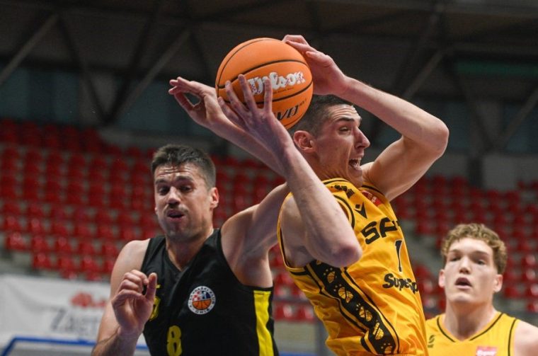 KK Split, Antonio Sikirić