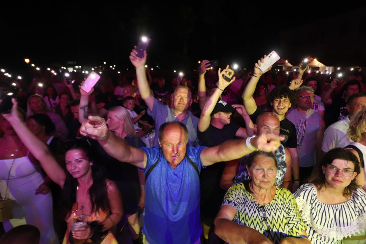 Koncert Divljih Jagoda na Viru (34)