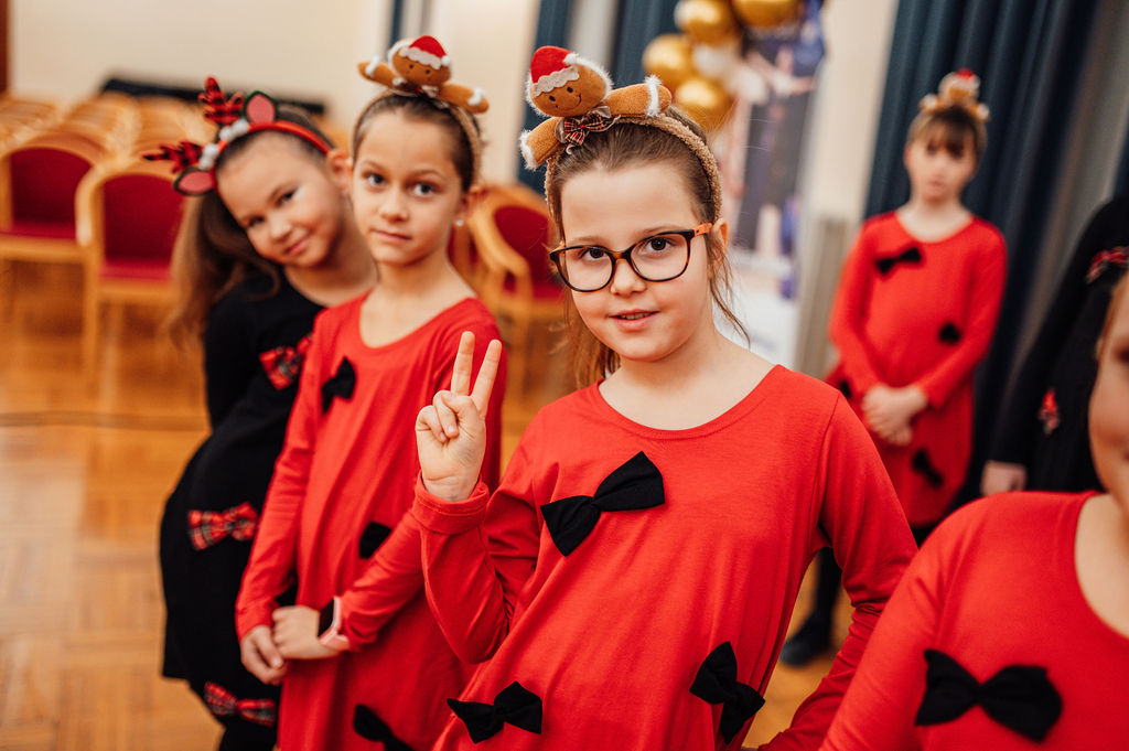 Glazbeni studio Libreto priredio humanitarni koncert Čarobni zvuci Božića Glazbeni studio Libreto priredio humanitarni koncert Čarobni zvuci Božića