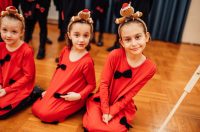 Glazbeni studio Libreto priredio humanitarni koncert Čarobni zvuci Božića Glazbeni studio Libreto priredio humanitarni koncert Čarobni zvuci Božića