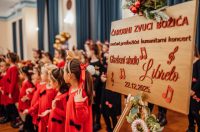 Glazbeni studio Libreto priredio humanitarni koncert Čarobni zvuci Božića Glazbeni studio Libreto priredio humanitarni koncert Čarobni zvuci Božića