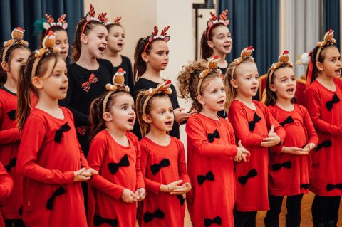 Glazbeni studio Libreto priredio humanitarni koncert Čarobni zvuci Božića