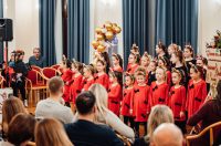 Glazbeni studio Libreto priredio humanitarni koncert Čarobni zvuci Božića Glazbeni studio Libreto priredio humanitarni koncert Čarobni zvuci Božića