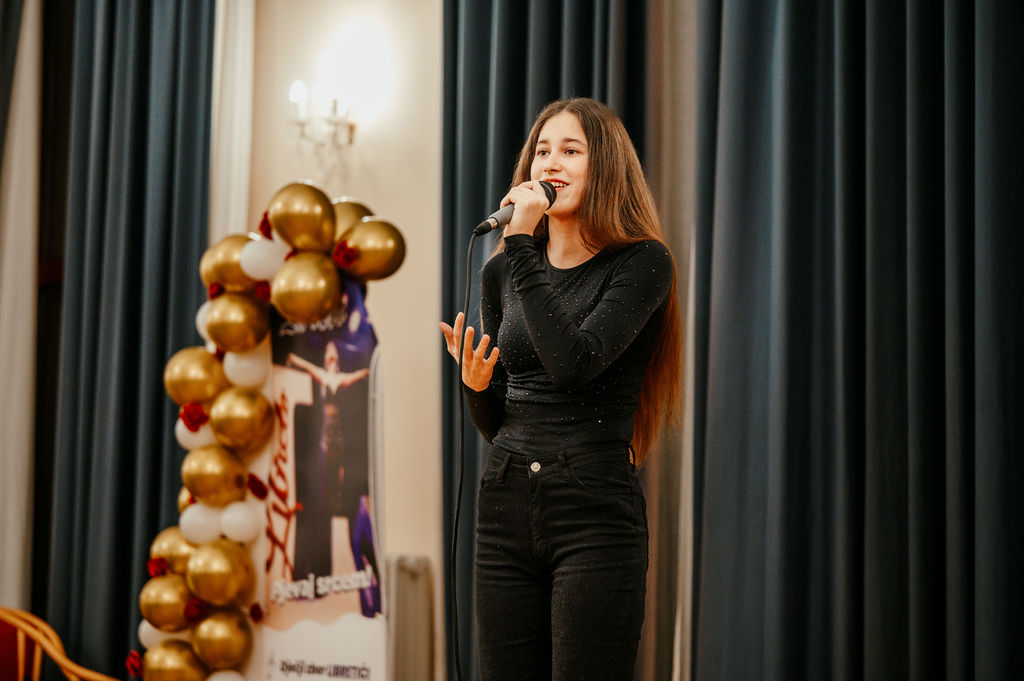 Glazbeni studio Libreto priredio humanitarni koncert Čarobni zvuci Božića Glazbeni studio Libreto priredio humanitarni koncert Čarobni zvuci Božića