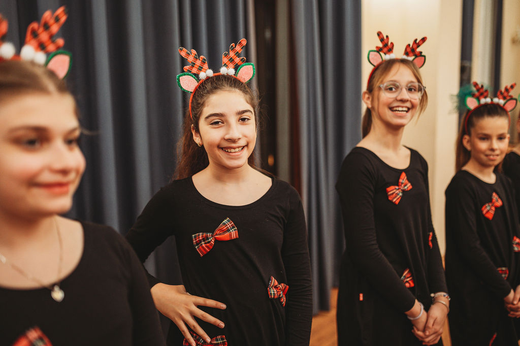 Glazbeni studio Libreto priredio humanitarni koncert Čarobni zvuci Božića Glazbeni studio Libreto priredio humanitarni koncert Čarobni zvuci Božića