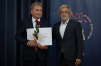 Kalmeta i Dokoza. Uoči blagdana Gospe Loretske, koji se tradicionalno slavi u nedjelju 10. svibnja, na Sveučilištu u Zadru održana je Svečana akademija. Kalmeta i Dokoza. Uoči blagdana Gospe Loretske, koji se tradicionalno slavi u nedjelju 10. svibnja, na Sveučilištu u Zadru održana je Svečana akademija.