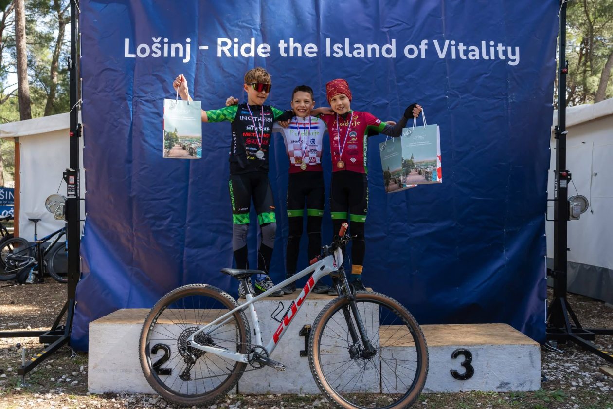 Marko Dežmalj i Šimun Krajina U11