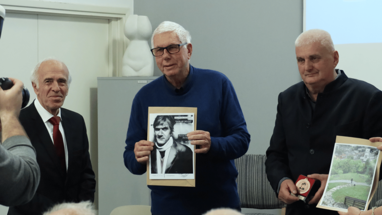 Dodjela nagrada Goran Bujić – Književnici novinari i Donat 2025 održana je u MMD Gradske knjižnice Zadar, u svečanoj atmosferi koja je okupila književnike, kulturne djelatnike i ljubitelje umjetnosti.