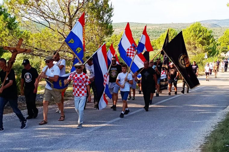 Molitvena hodnja Koracima nade u istinu