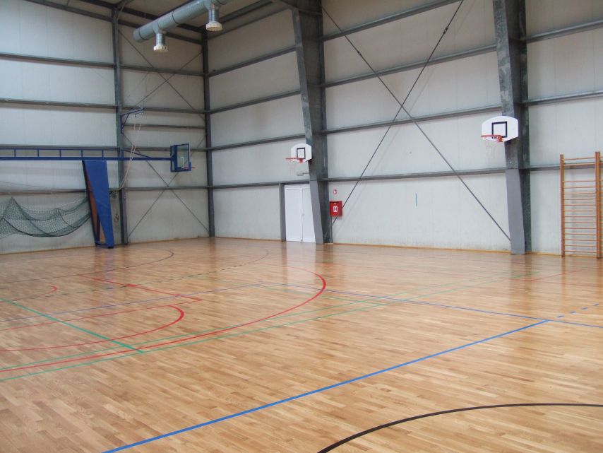 Novi pod u dvorani u Benkovcu (2)