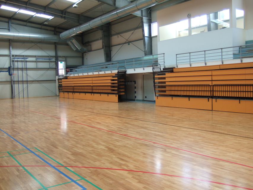 Novi pod u dvorani u Benkovcu (3)