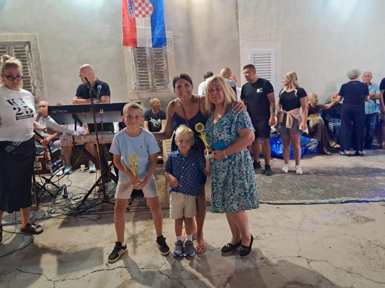 Oluja na Olibu najmlađi i najstarija sudionica Oluja na Olibu najmlađi i najstarija sudionica