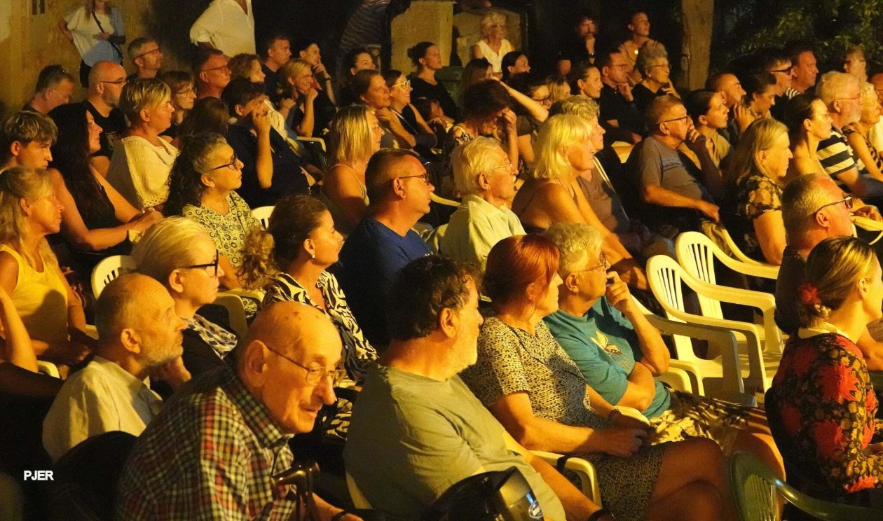 Otvorena izložba Autohtono graditeljstvo otoka Silbe 3 Otvorena izložba Autohtono graditeljstvo otoka Silbe 3