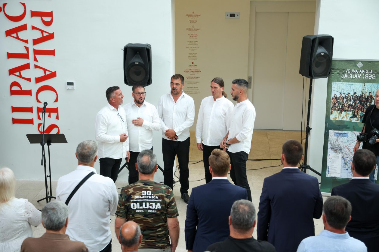 Otvorena izložba U SPOMEN NA OLUJU (10)