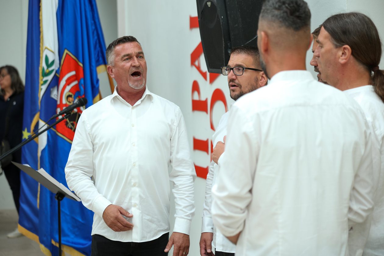 Otvorena izložba U SPOMEN NA OLUJU (2)