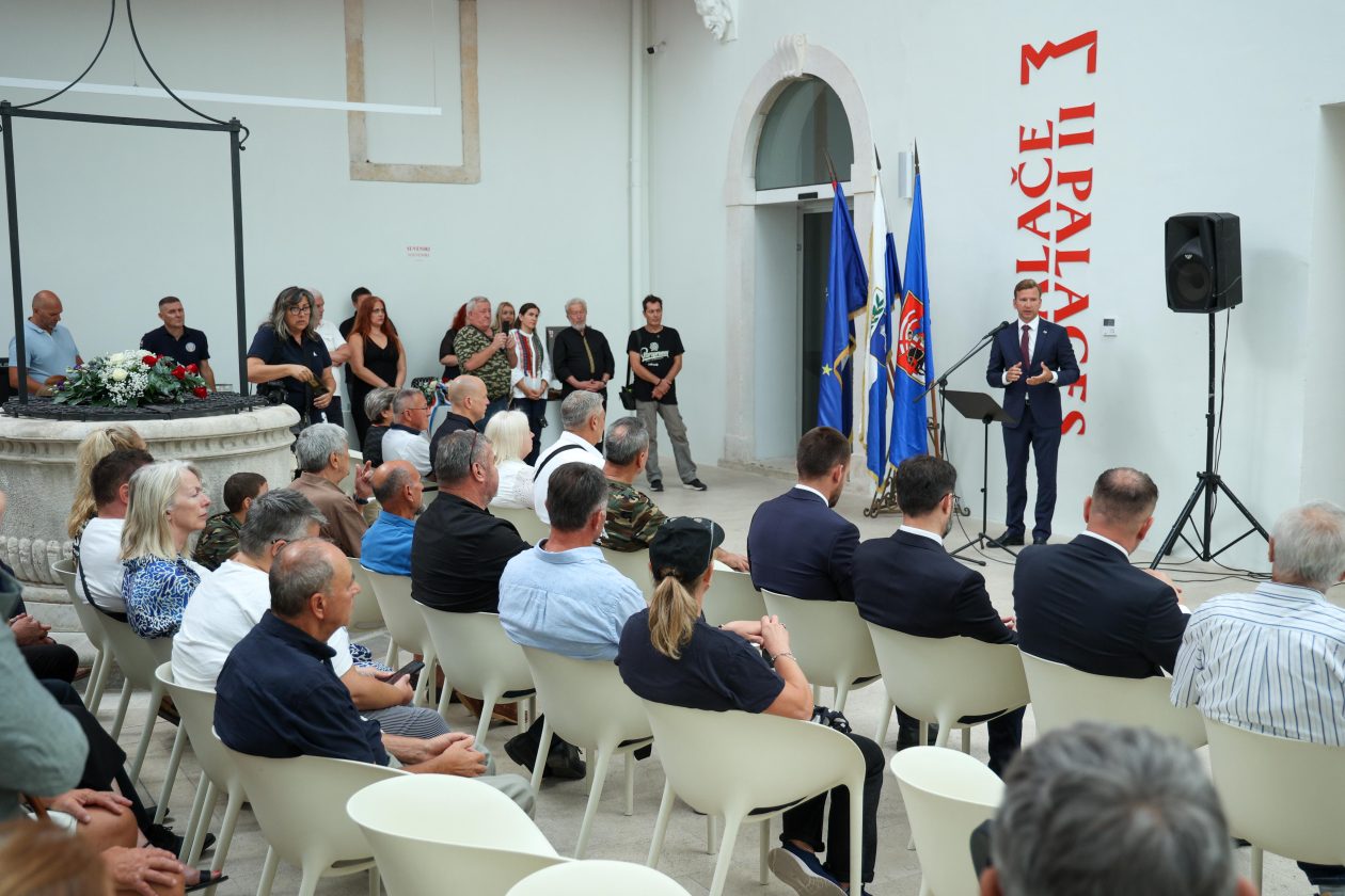 Otvorena izložba U SPOMEN NA OLUJU (5)