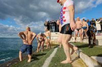 Zadar: Novogodišnje kupanje na Morskim orguljama