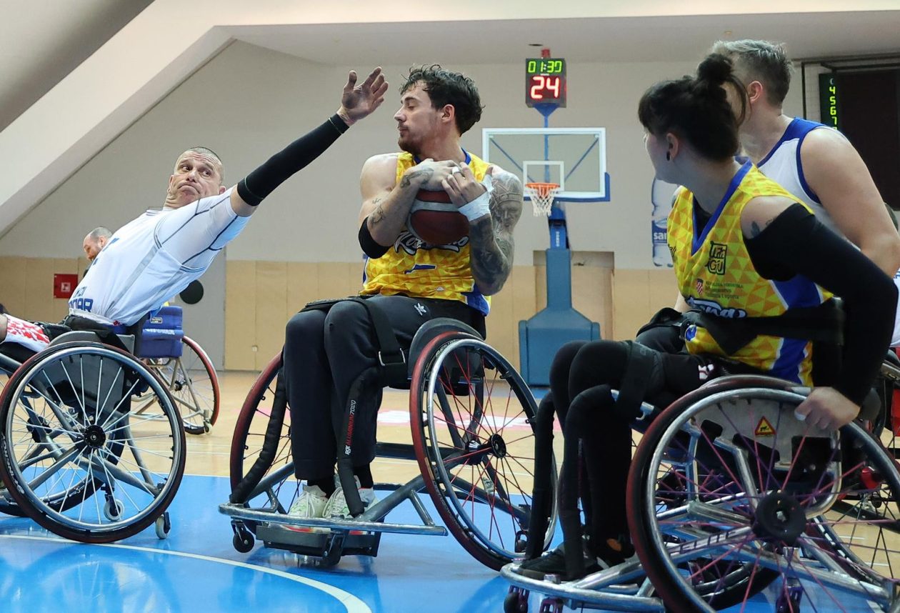 POLUZAVRŠNICA I. HRVATSKE LIGE KOŠARKE U KOLICIMA