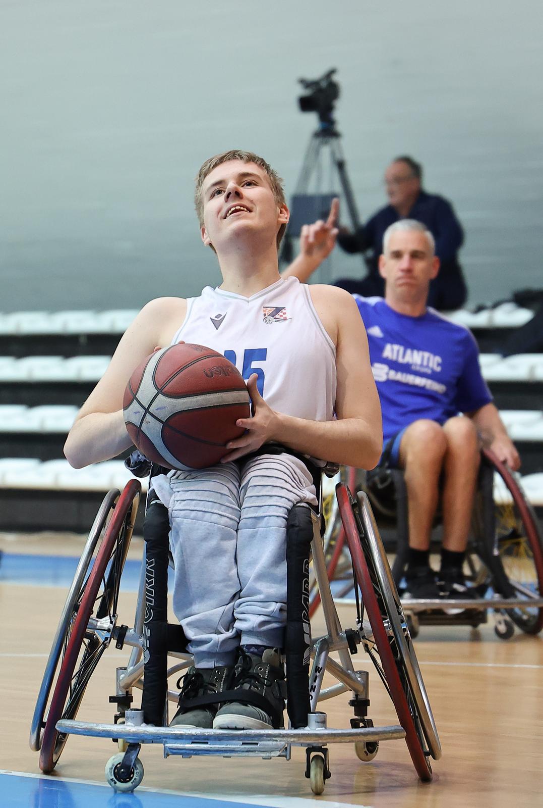 POLUZAVRŠNICA I. HRVATSKE LIGE KOŠARKE U KOLICIMA