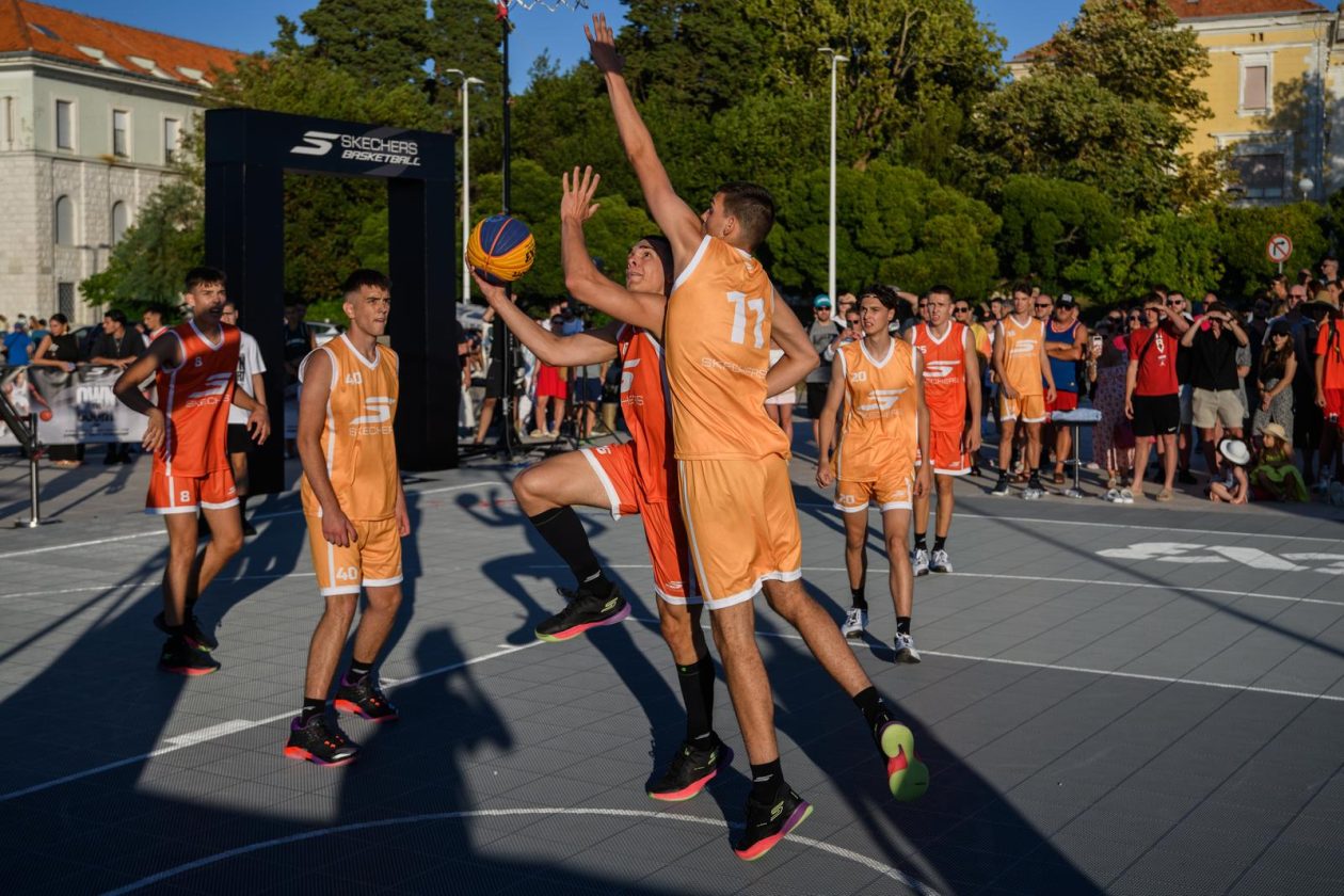 Europska turneja Skechers – Own the Court @ Pozdrav suncu
