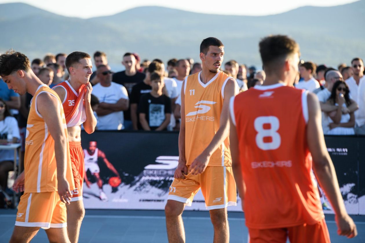 Europska turneja Skechers – Own the Court @ Pozdrav suncu