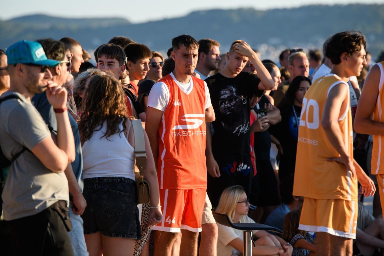 Europska turneja Skechers – Own the Court @ Pozdrav suncu
