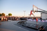 Europska turneja Skechers – Own the Court @ Pozdrav suncu