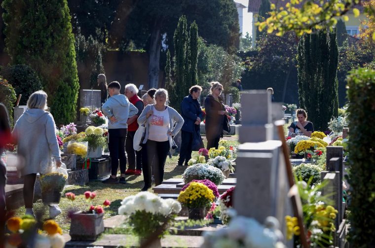 Svi sveti, Gradsko groblje Zadar