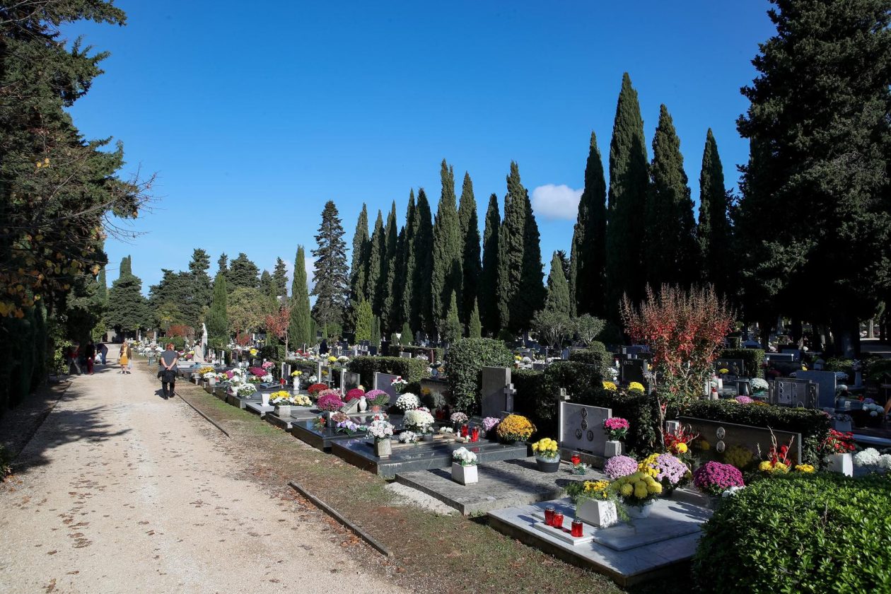 Svi sveti, Gradsko groblje Zadar