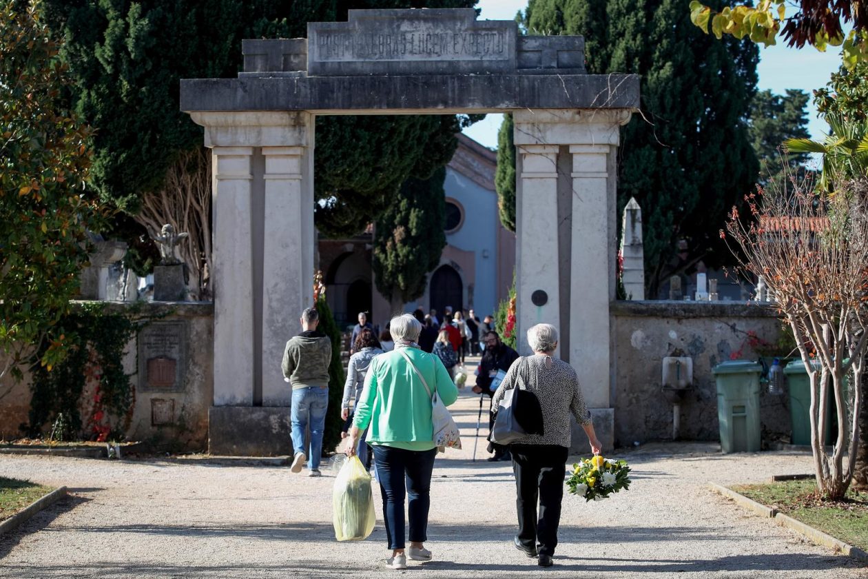 Svi sveti, Gradsko groblje Zadar