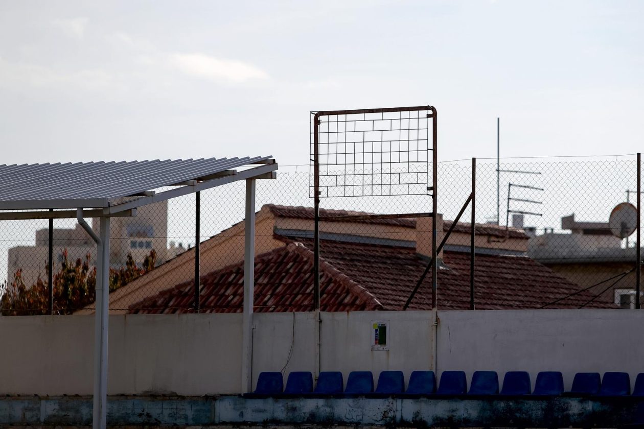 Stadion na Stanovima ostao bez dijela sjedalica i bez semafora