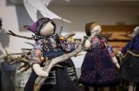 Zadar: Slikarica Bojana Vukojević izrađuje lutkice koje čuvaju duh Podvelebita