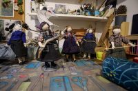 Zadar: Slikarica Bojana Vukojević izrađuje lutkice koje čuvaju duh Podvelebita