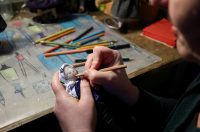 Zadar: Slikarica Bojana Vukojević izrađuje lutkice koje čuvaju duh Podvelebita