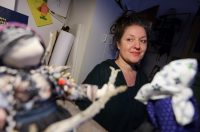 Zadar: Slikarica Bojana Vukojević izrađuje lutkice koje čuvaju duh Podvelebita