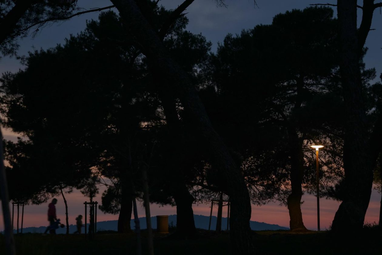 borovi arbanasi rasvjeta šetnja djeca roditelji