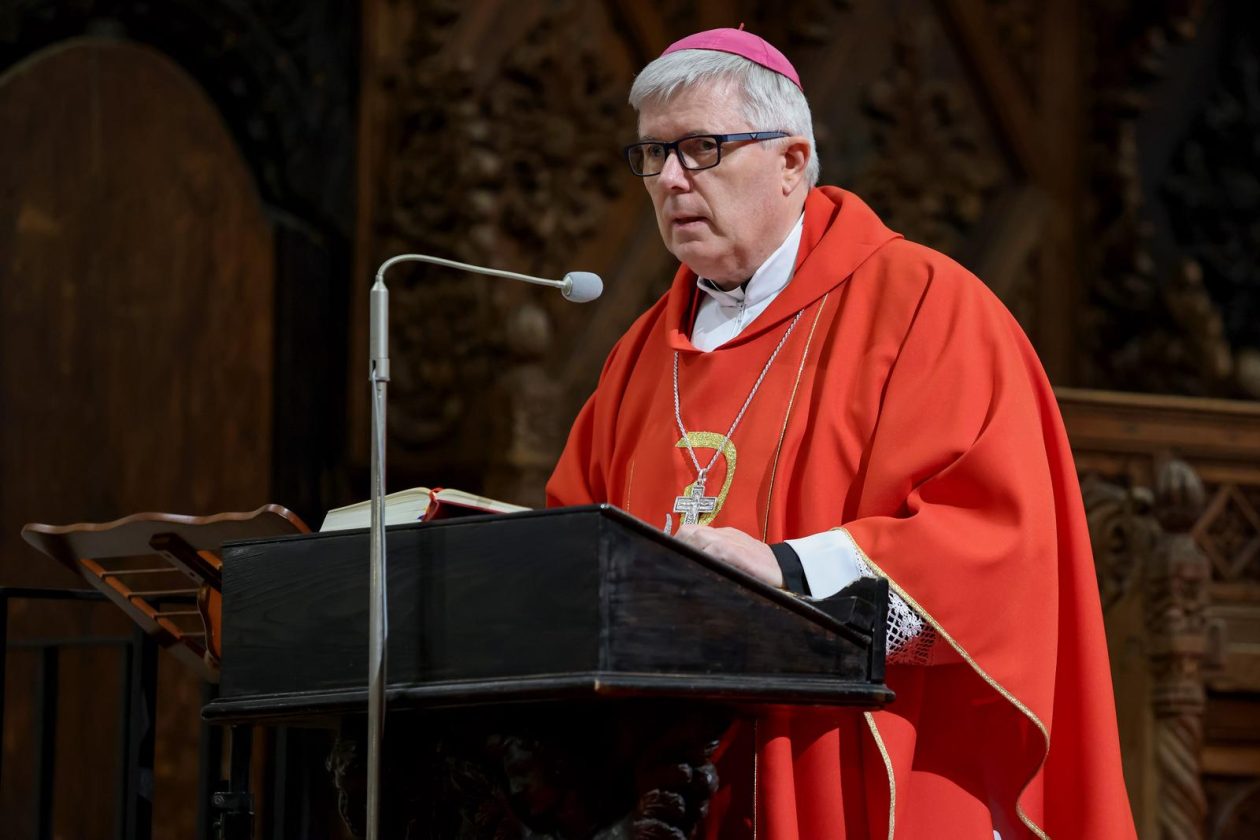 Zadar: Služba Muke Gospodnje u katedrali Sv. Stošije