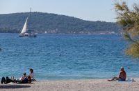 Zadar: Jesenski dan na plaži Kolovare Zadar: Jesenski dan na plaži Kolovare