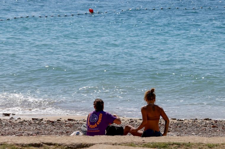Zadar: Jesenski dan na plaži Kolovare