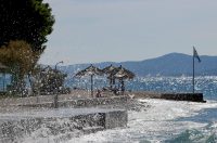 Zadar: Jesenski dan na plaži Kolovare Zadar: Jesenski dan na plaži Kolovare