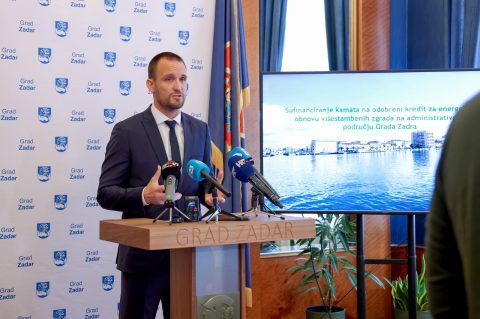 Zadar: Gradonačelnik Šime Erlić održao je konferenciju za medije