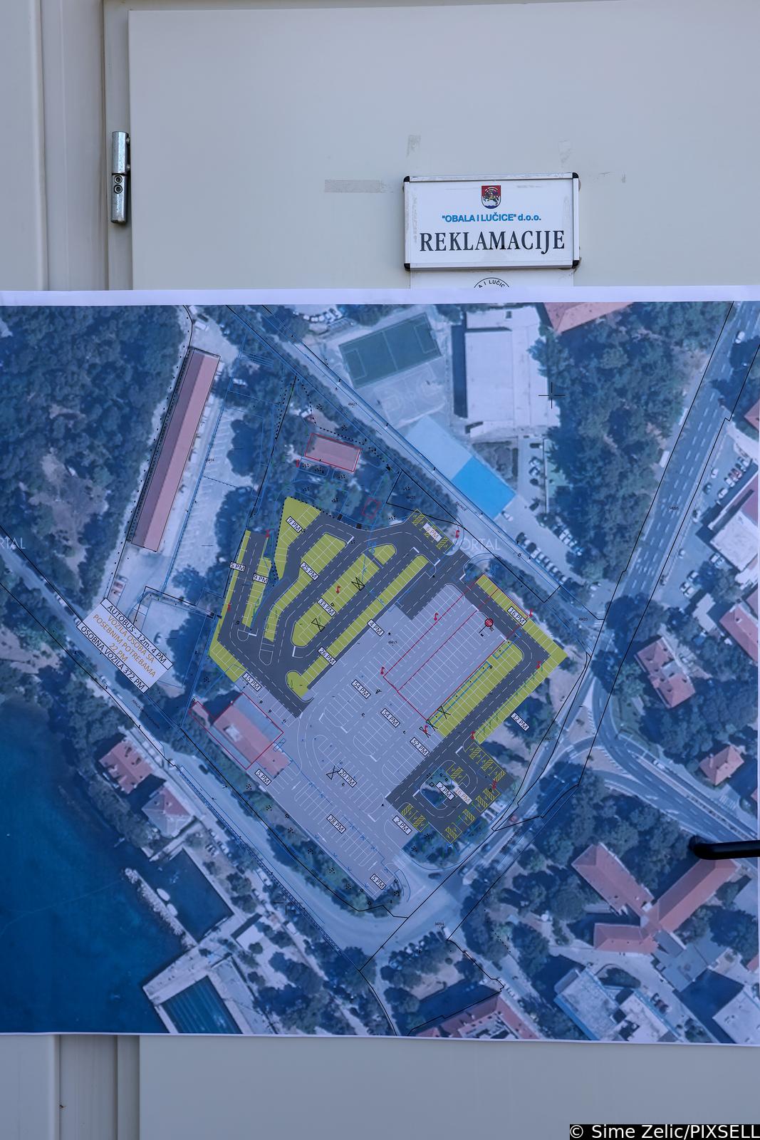 Zadar: Potpredsjednik Vlade i ministar prostornog uređenja, graditeljstva i državne imovine Branko Bačić boravo je u radnom posjetu Zadarskoj županiji Zadar: Potpredsjednik Vlade i ministar prostornog uređenja, graditeljstva i državne imovine Branko Bačić boravo je u radnom posjetu Zadarskoj županiji