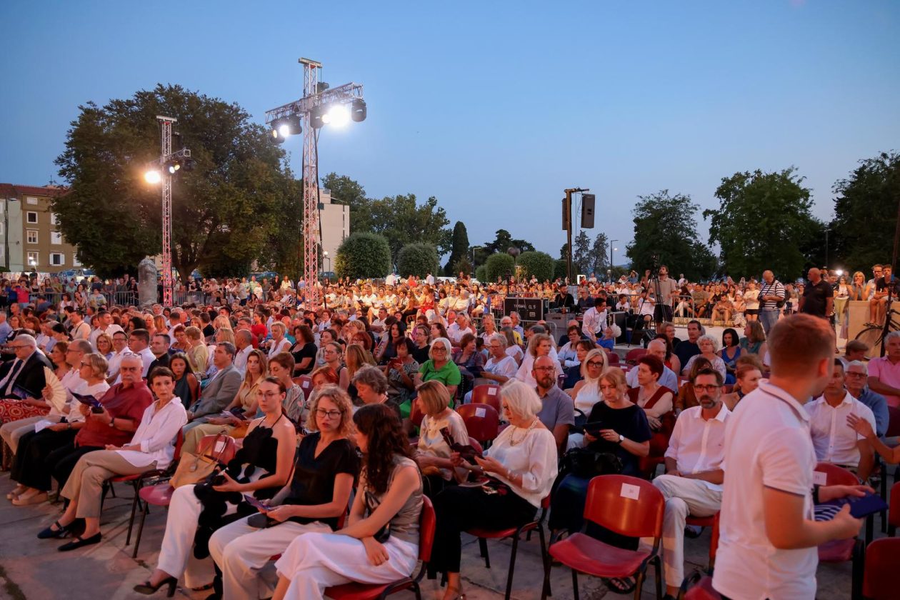 Zadar: Svečano otvorenje 65. Glazbenih večeri u Sv. Donatu