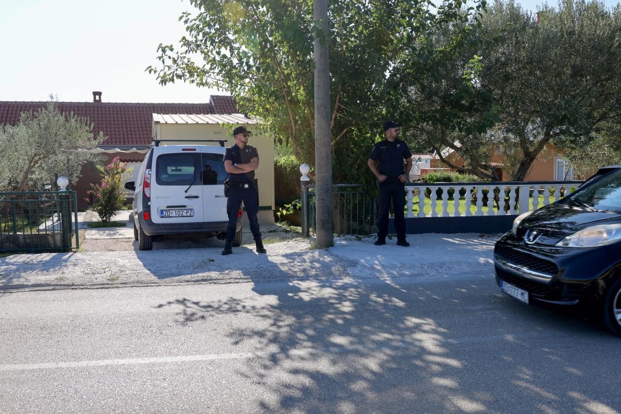 Briševo: Ozlijeđen vlasnik autosalona u pucnjavi, očevid je u tijeku