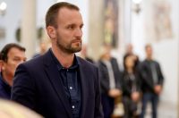 Zadar: Polaganje svijeća i vijenca na spomeniku poginulim braniteljima