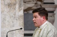 Zadar: Polaganje svijeća i vijenca na spomeniku poginulim braniteljima